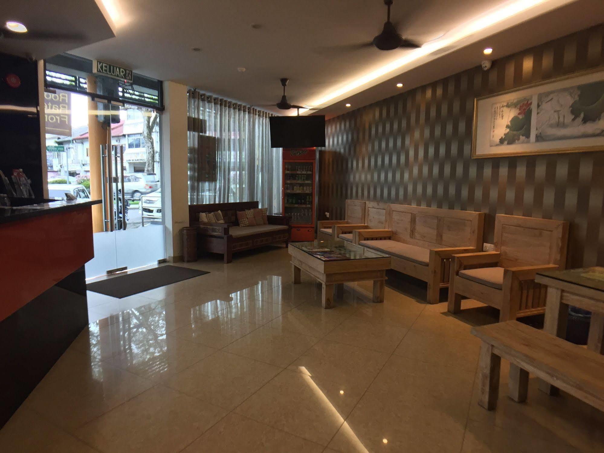 Padungan Hotel Kuching Ngoại thất bức ảnh