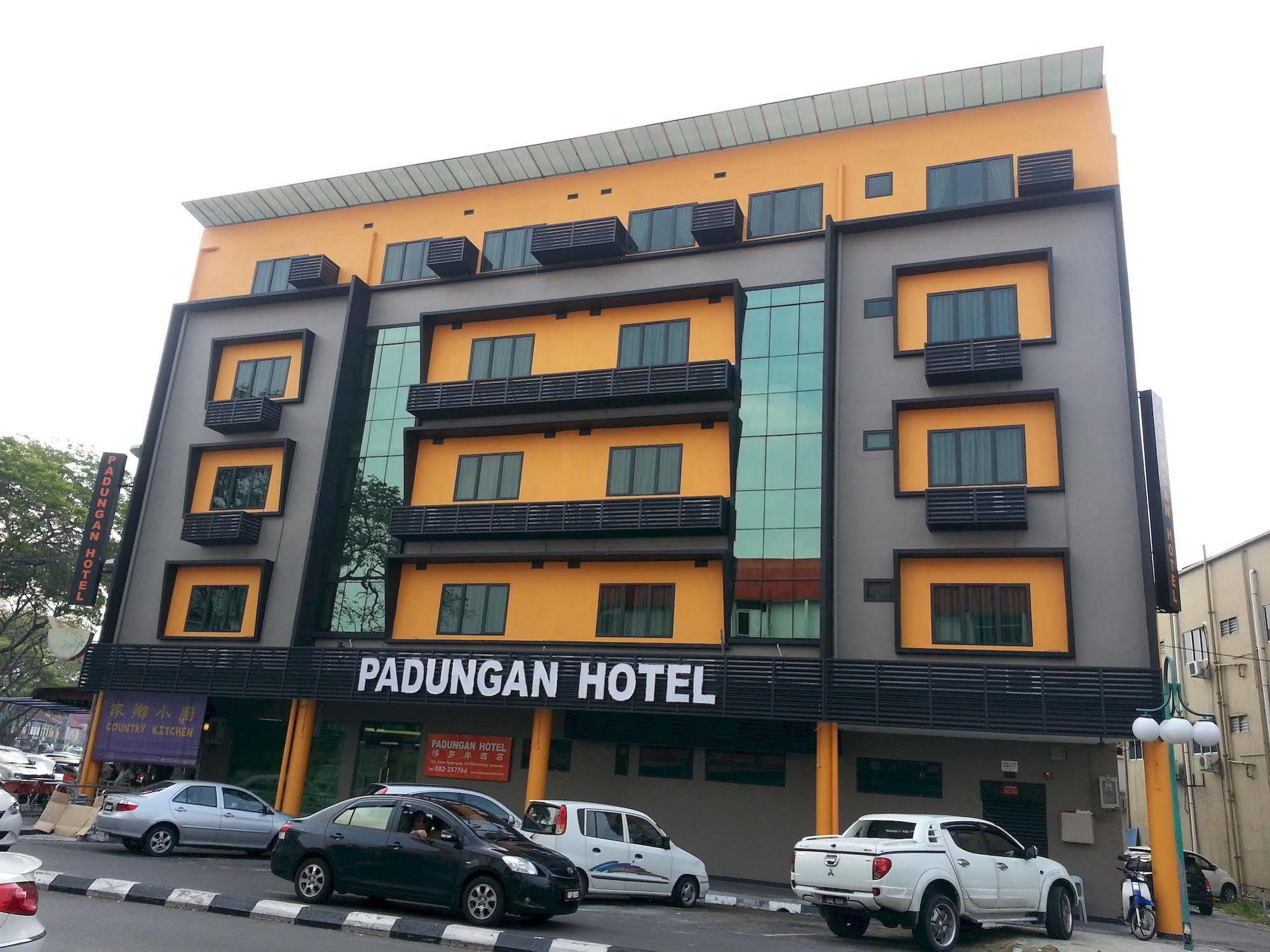 Padungan Hotel Kuching Ngoại thất bức ảnh